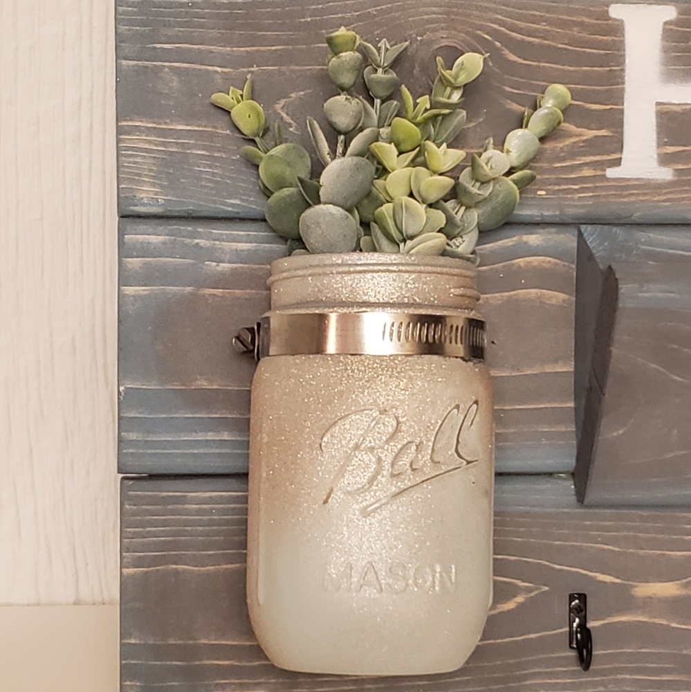 Mail holder - Picture 4 of 4